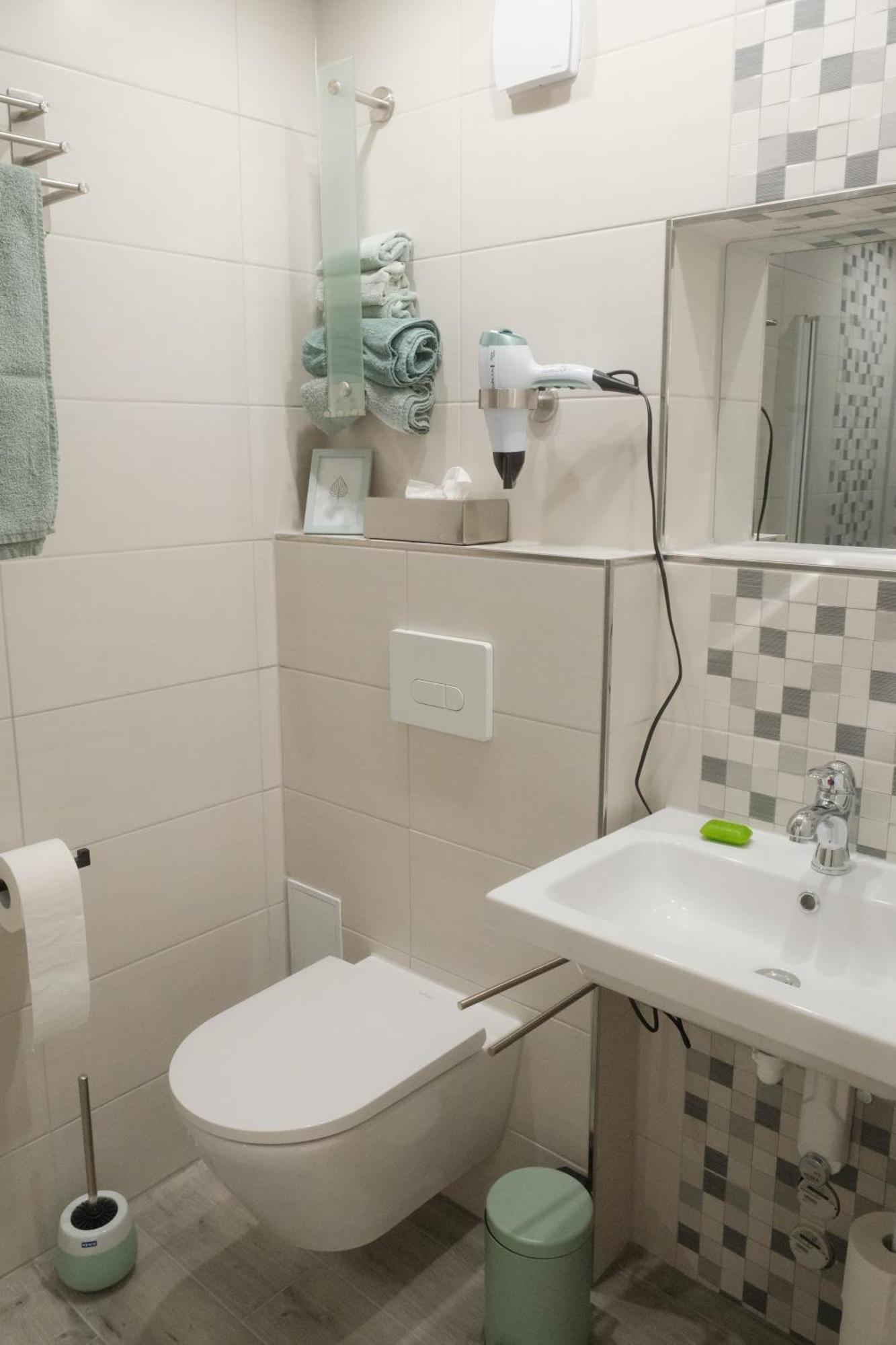 Zimmervermietung Hebenstreit Bernburg Ngoại thất bức ảnh